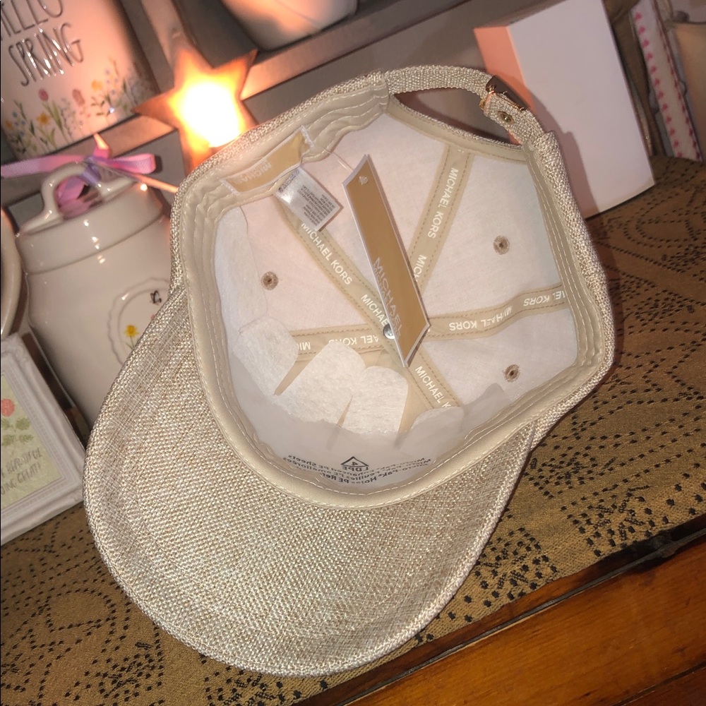 Michael Michael Kors Beige Linen-Texture Baseball Cap - Picture 9 of 10